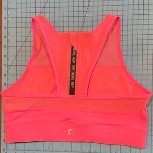 Zyia Large Coral AllStar bra with removable pads